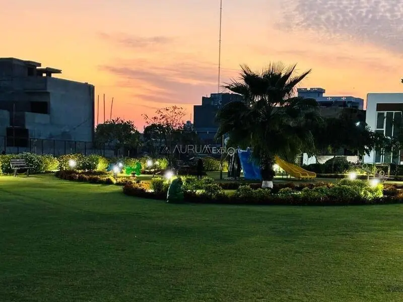 BBD Green City Lotus Court